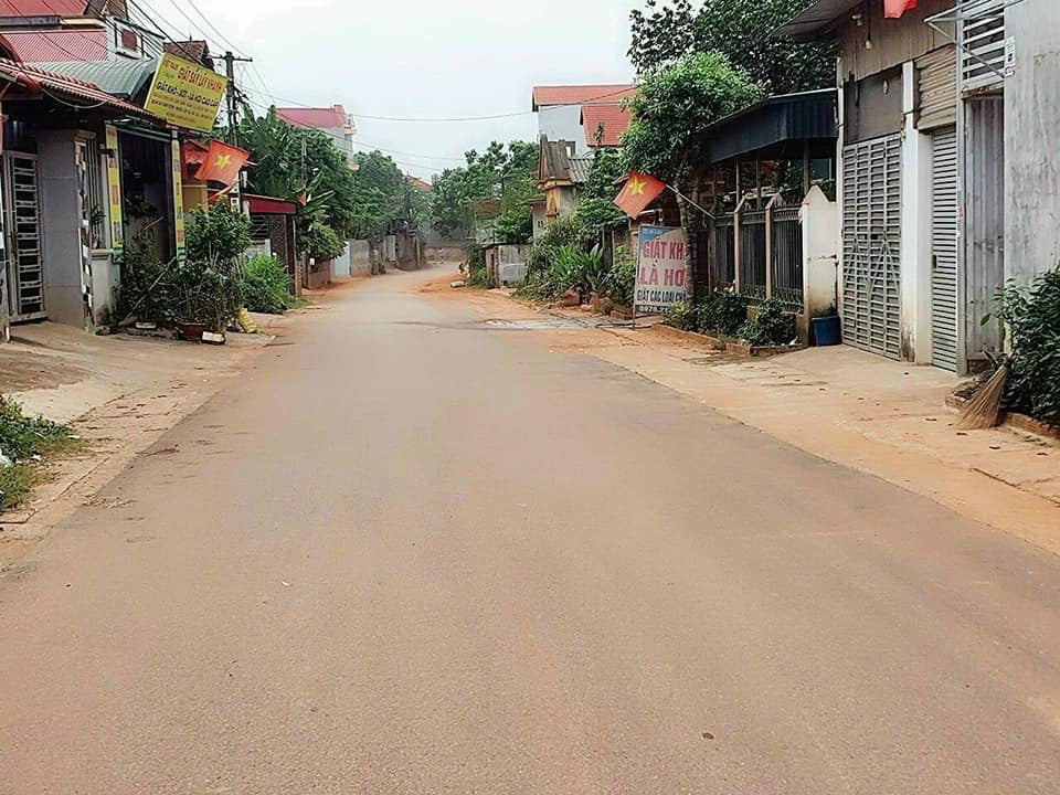 Cần bán lô đất trục chính Tam Lộng xã Hương Sơn Bình Xuyên