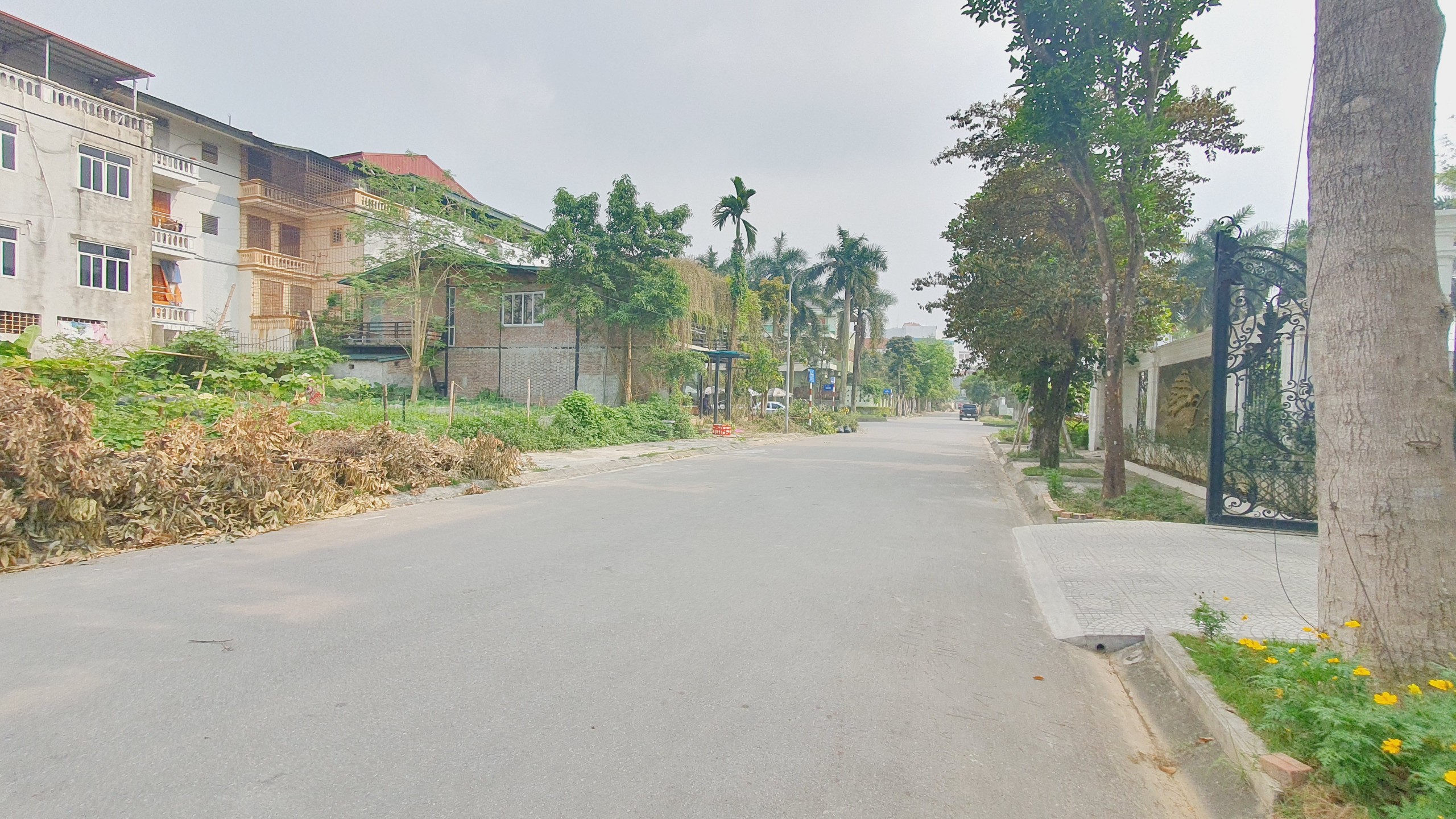 Bán ô Biệt thự 330m khu đô thị Hà Tiên, đường Hoàng Diệu